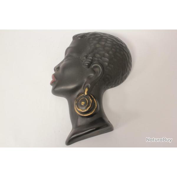Masque mural c�ramique femme africaine ARTIS Tannay Suisse