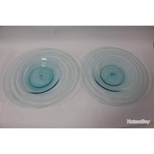 Deux assiettes verre souffl� bleu design 33 cm