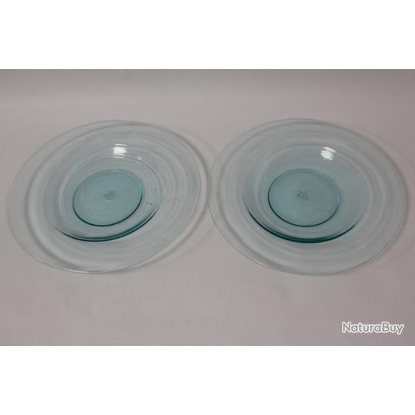 Deux assiettes verre souffl� bleu design 26 cm