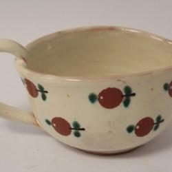 Pot &agrave; cr&egrave;me poterie Pommes Steiner Kiesen Suisse Art populaire