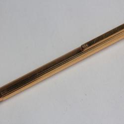 Stylo bille CARTIER Must II Godron plaqu&eacute; or