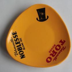 Vide poche publicitaire Alcool Vermouth noblesse Toro