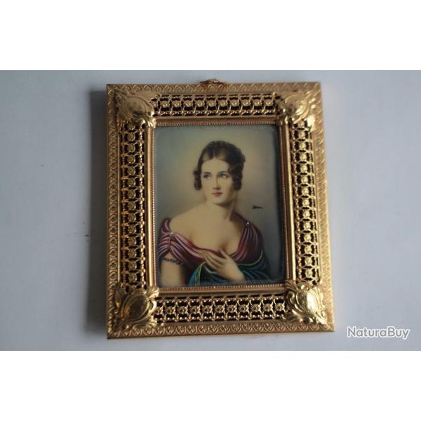 Peinture sous verre Portrait femme cadre m�tal ajour�