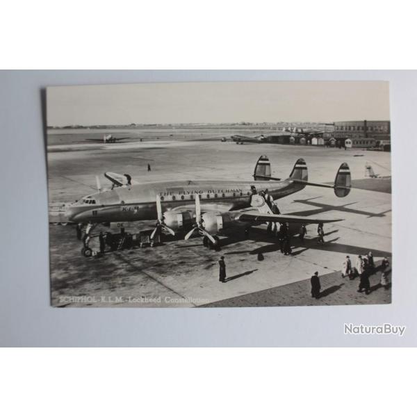 CPA Pays-Bas Schiphol Passagers sortant d'un Lockheed Constellation