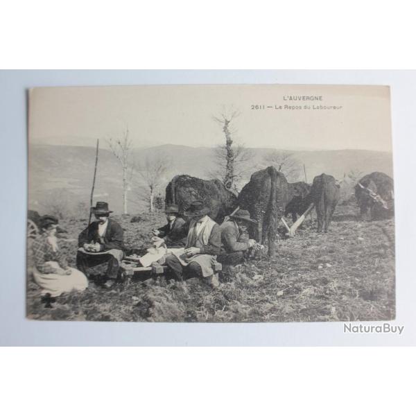 CPA France Auvergne n�2611 Le repos du Laboureur