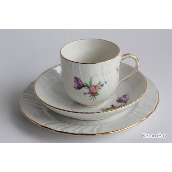 Tasse Assiette � dessert porcelaine KPM Berlin Allemagne