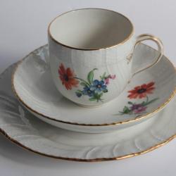 Tasse Assiette &agrave; dessert porcelaine KPM Berlin Allemagne