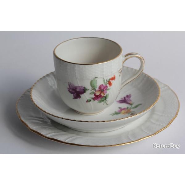 Tasse Assiette � dessert porcelaine KPM Berlin Allemagne