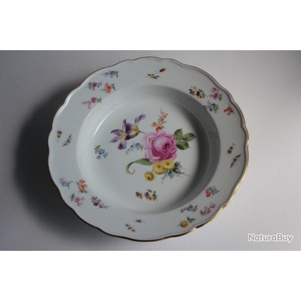 MEISSEN Assiette creuse porcelaine Fleurs Papillons XIXe si�cle