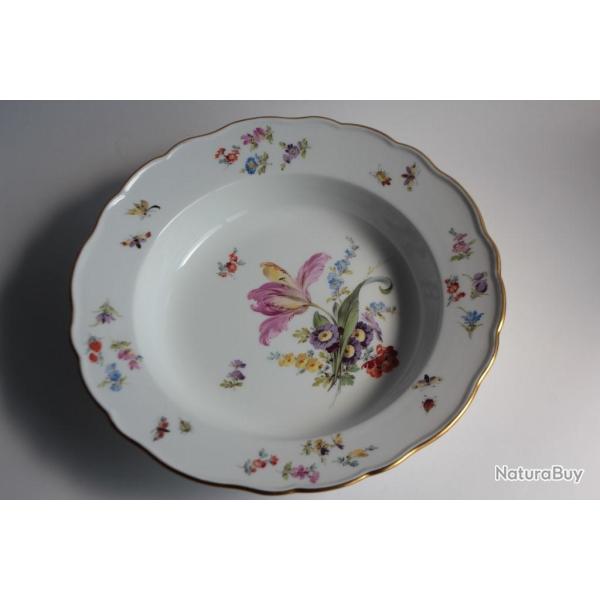 MEISSEN Assiette creuse porcelaine Fleurs Papillons XIXe si�cle