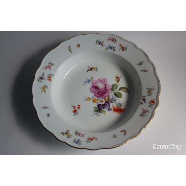 MEISSEN Assiette creuse porcelaine Fleurs Papillons XIXe si�cle