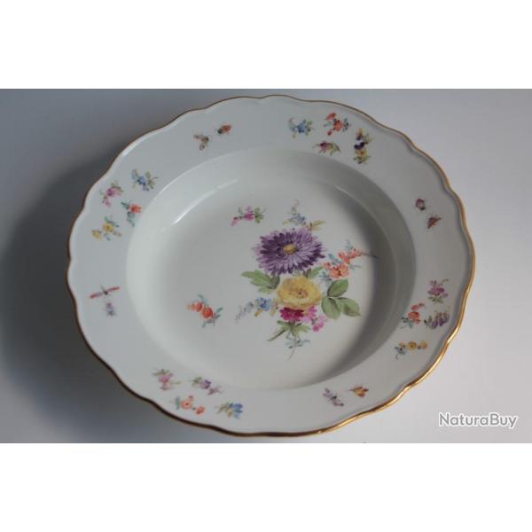 MEISSEN Assiette creuse porcelaine Fleurs Papillons XIXe si�cle