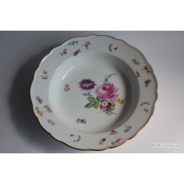 MEISSEN Assiette creuse porcelaine Fleurs Papillons XIXe si�cle