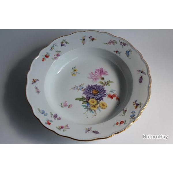 MEISSEN Assiette creuse porcelaine Fleurs Papillons XIXe si�cle