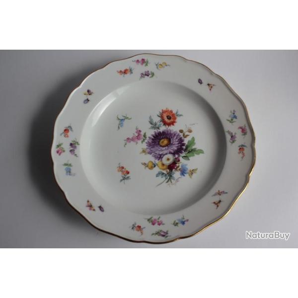 MEISSEN Assiette porcelaine Fleurs Papillons XIXe si�cle