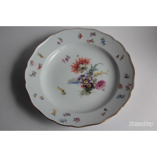 MEISSEN Assiette porcelaine Fleurs Papillons XIXe si�cle