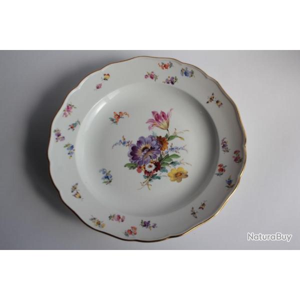 MEISSEN Assiette porcelaine Fleurs Papillons XIXe si�cle