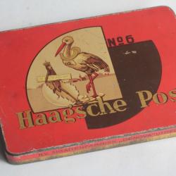 Bo&icirc;te &agrave; Cigarettes t&ocirc;le Haagsche Post Sigarenfabriek Denova Utrecht