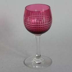 BACCARAT Verre &agrave; pied cristal rouge Nancy 13 cm
