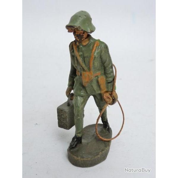 Soldat ELASTOLIN Militaire Porteur de valises et cordes Jouet Militaria