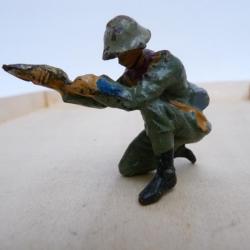 Soldat ELASTOLIN ou LINEOL ? Militaire Chargeur Obus Jouet Militaria