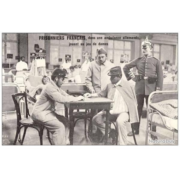 CPA GUERRE 1914-18 Prisonniers Fran�ais Allemagne Ambulance jeu de dames