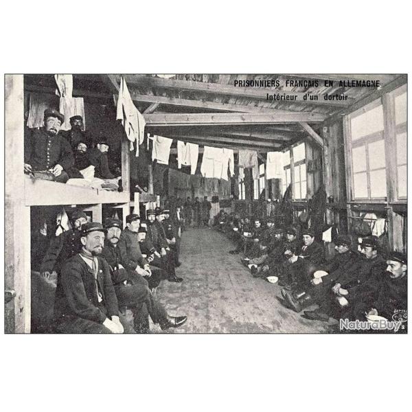 CPA GUERRE 1914-18 Prisonniers Fran�ais Allemagne Int�rieur d'un dortoir