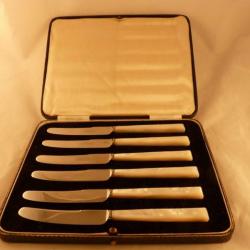 Couteaux à pâtisserie nacre KINGSWAY