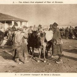 CPA Militaria Peintre Serbe Valitch Transport de farine Durazzo Guerre