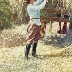 CPA Agriculture Femme paysan Working on the land women Char &agrave; foin Oilette