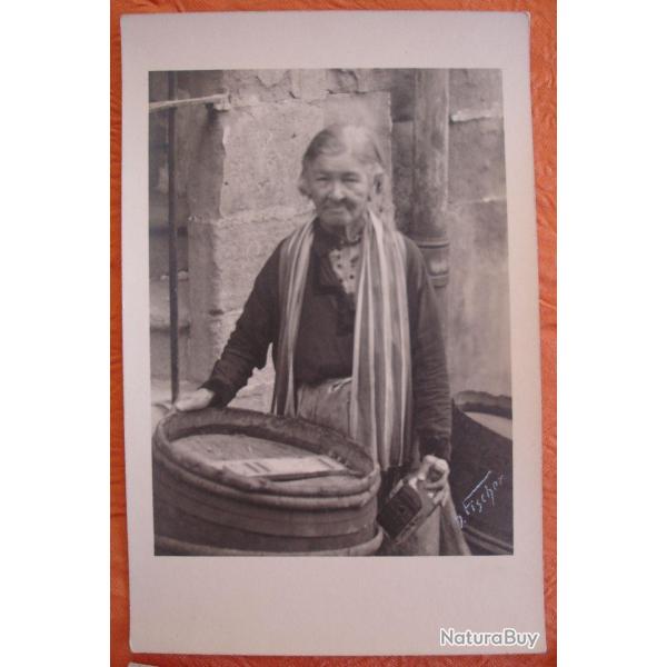 Lot de 7 CPA photographe S. Fischer- Estelle Nellier