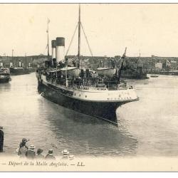 CPA 76 SEINE MARITIME Dieppe D&eacute;part de la Malle Anglaise LL 1917