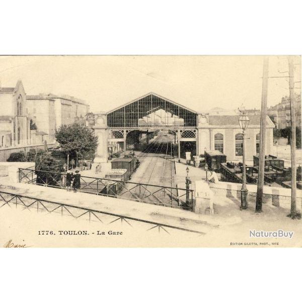 CPA 83 TOULON La Gare Vieux train entrant en gare 1904