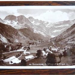 CP 65 Hautes-Pyr&eacute;n&eacute;es Gavarnie Le village et le Cirque LL