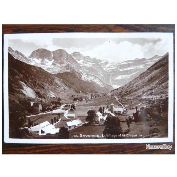 CP 65 Hautes-Pyr�n�es Gavarnie Le village et le Cirque LL