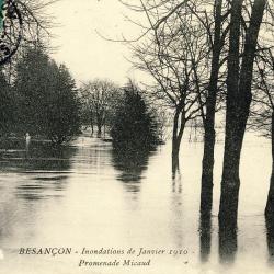 CPA 25 DOUBS Besan&ccedil;on Inondations Janvier 1910