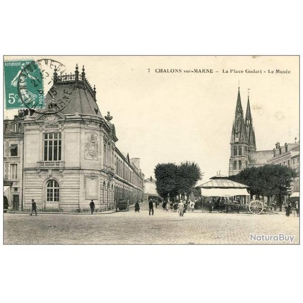 CPA 51 MARNE Chalons sur Marne La Place Godart