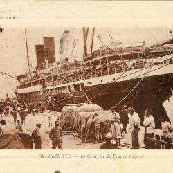 CPA Tunisie BIZERTE Le courrier de France Bateau 1920