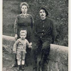 CPA 85 VENDEE MERVENT Trio CLAIRET Soldat Aveugle