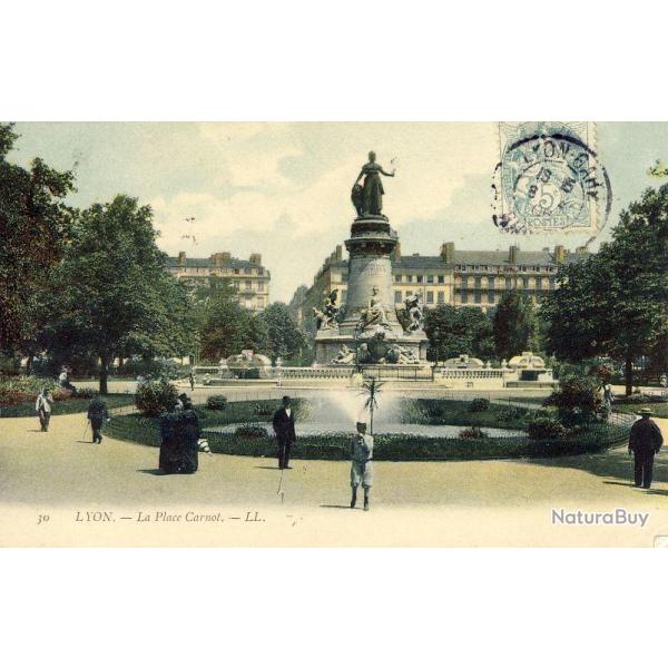 CPA 69 RHONE LYON La Place Carnot LL anim� 1906