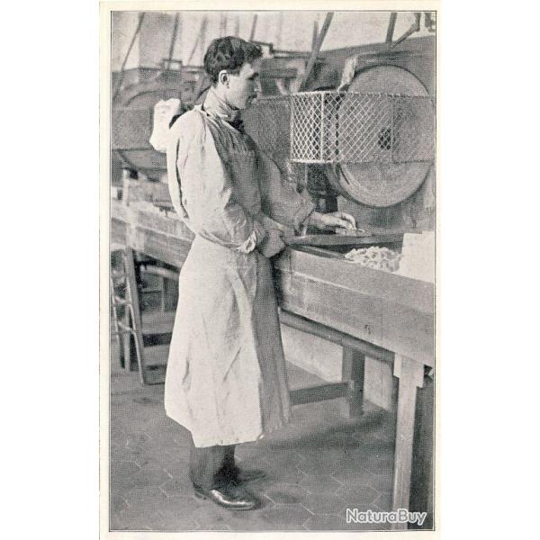 CPA Militaria Aveugle Famille du Rameau d'Olivier N�44