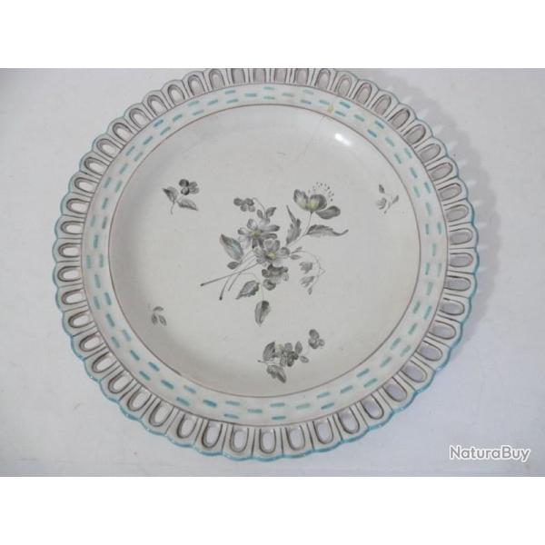 �mile GALL� Assiette fa�ence St Cl�ment