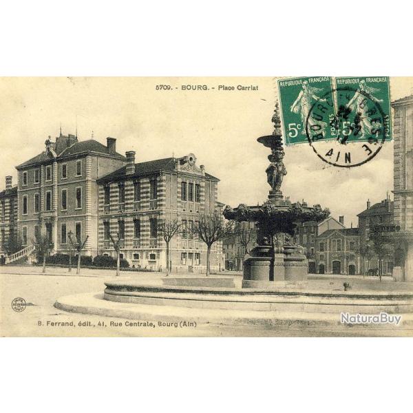 CPA 01 AIN Bourg en Bresse Place Carriat Fontaine