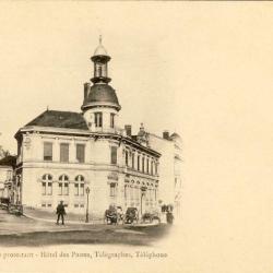 CPA 01 AIN - BOURG - Temple protestant, H&ocirc;tel Postes