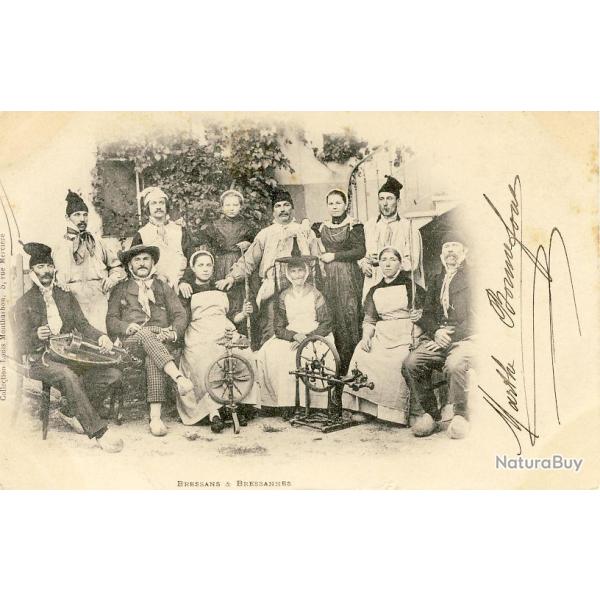 CPA 01 AIN - Bressans et Bressanes Folklore Costumes