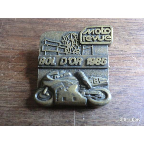 insigne broche m�tal  bol d'or  1985  circuit paul ricard