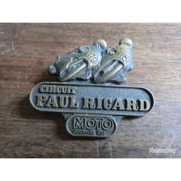 insigne broche m�tal  circuit paul ricard