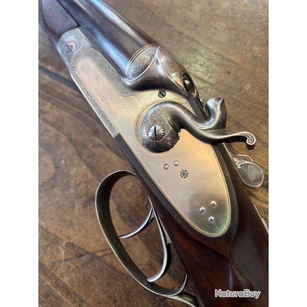 Fusil � platines Armi Famars chiens ext�rieur r�armement automatique cal 12/70.