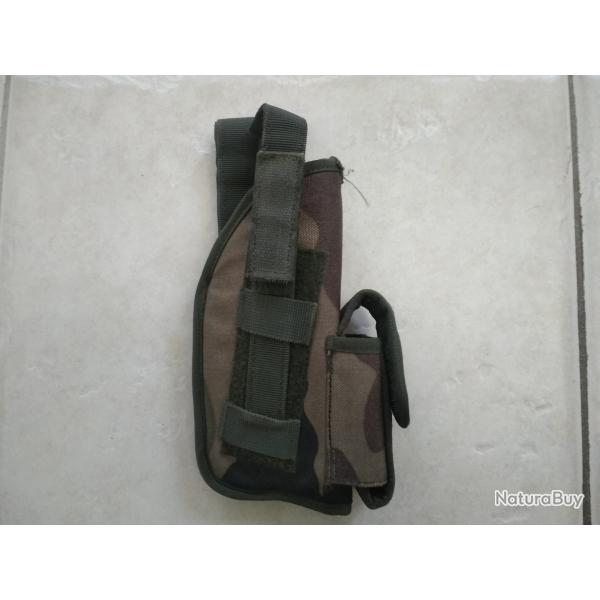 Holster (�tui) pistolet avec porte chargeur int�gr� TBE
