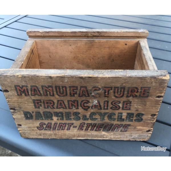 CAISSE BOTE BOIS MANUFACTURE ARMES CYCLES SAINT TIENNE MANUFRANCE MF